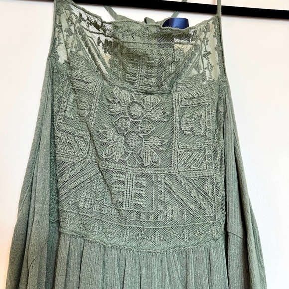 Francesca’s Olive Green Tank Top - Picture 3 of 5